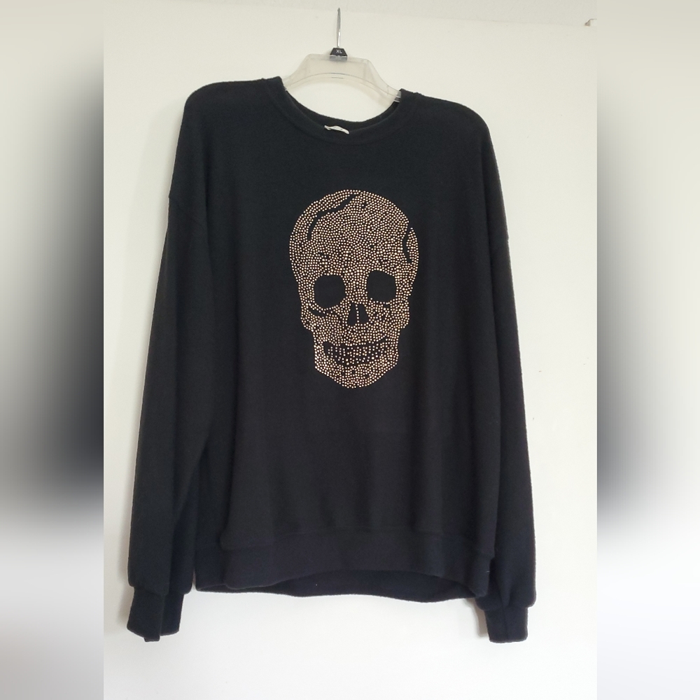 Skull face sweater